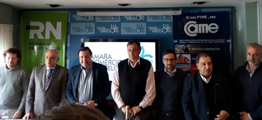 Firman convenio para impulsar el comercio local